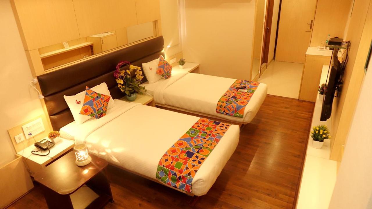 Ksquare Hotel Chennai Exterior foto